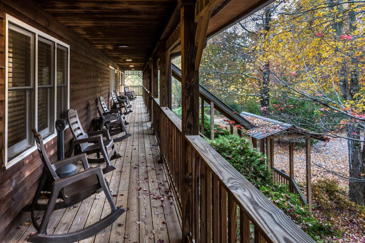Forrest Hills Mountain Resort Dahlonega Esterno foto