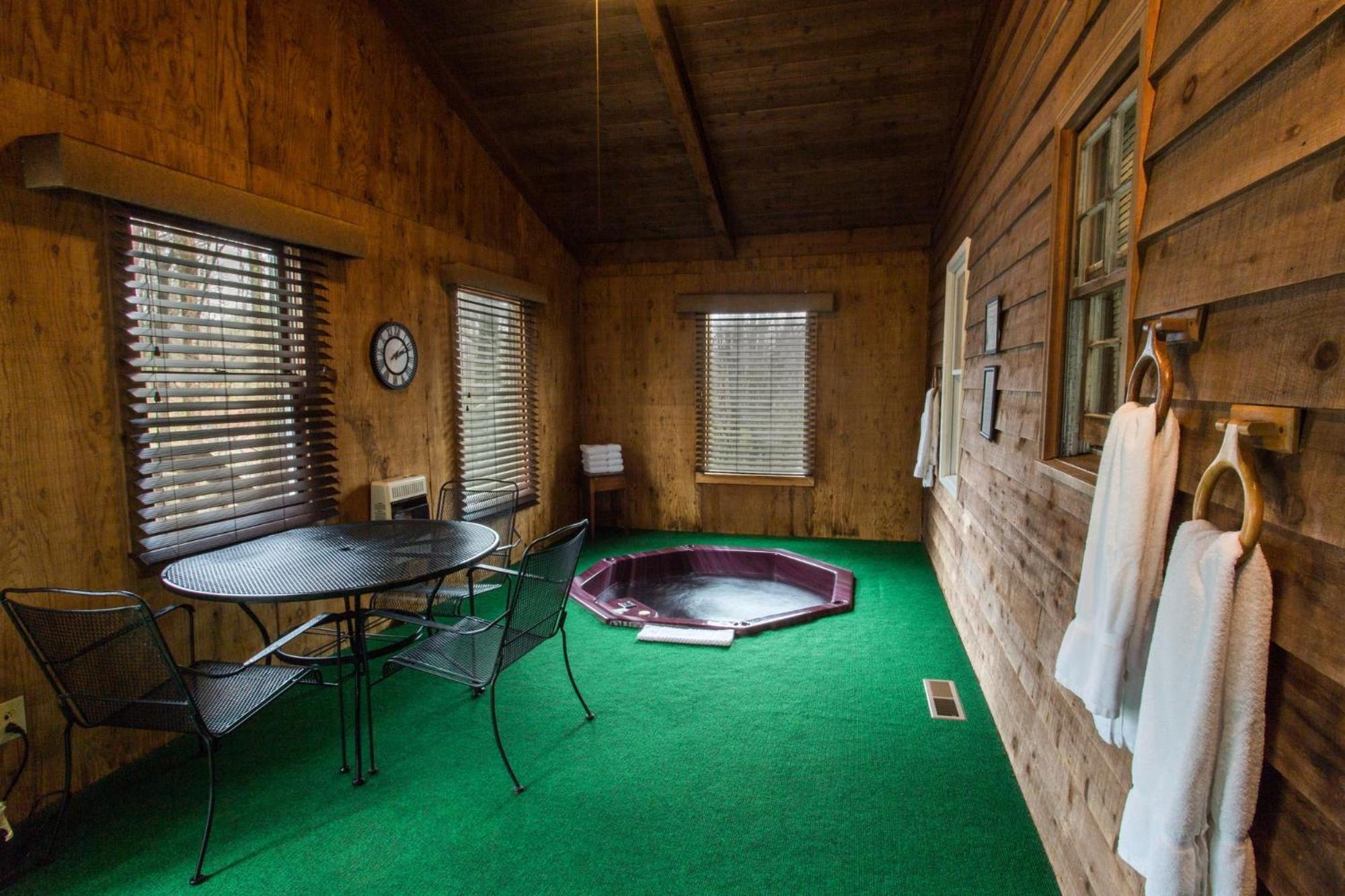 Forrest Hills Mountain Resort Dahlonega Esterno foto