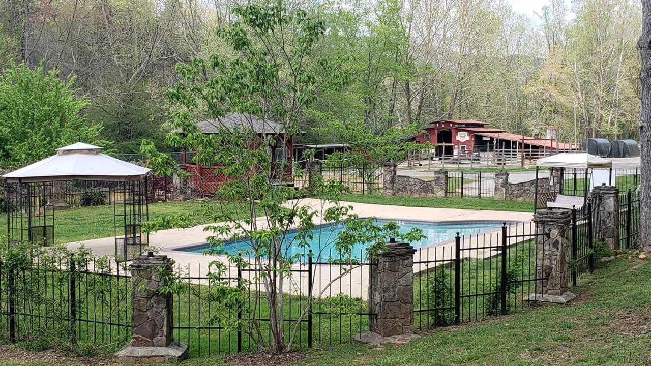 Forrest Hills Mountain Resort Dahlonega Esterno foto
